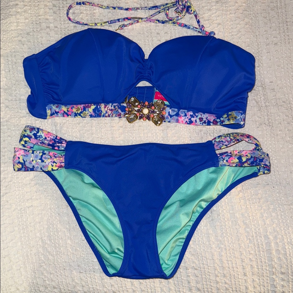 Victoria's Secret Aqua and Royal Blue Bikini large top and medium bottoms